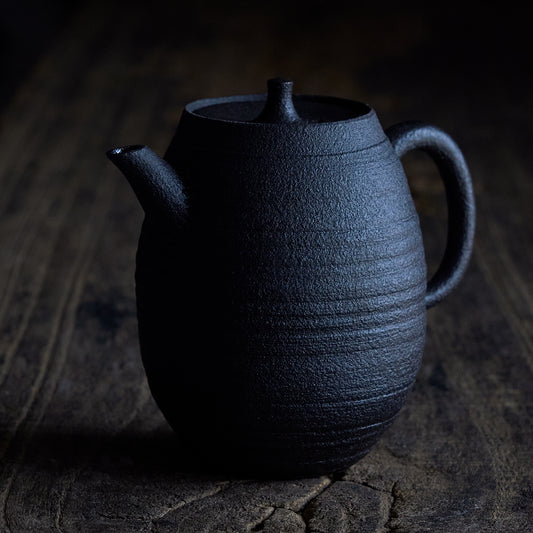 Wood Kiln black teapot (140ml)