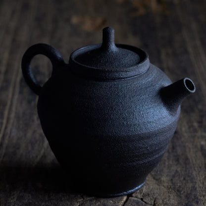 Wood Kiln black teapot (150ml)